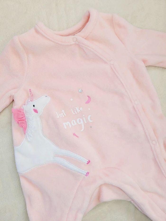 Pyjama une pièce - photo numéro 2