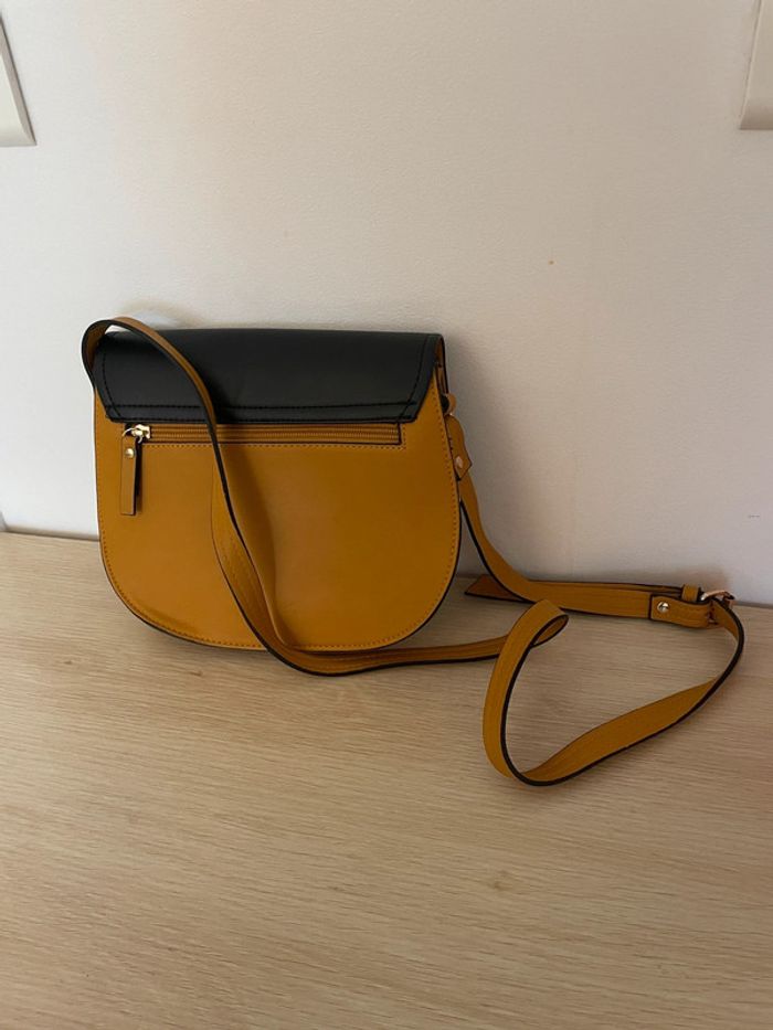 Sac á bandoulièrez - photo numéro 2