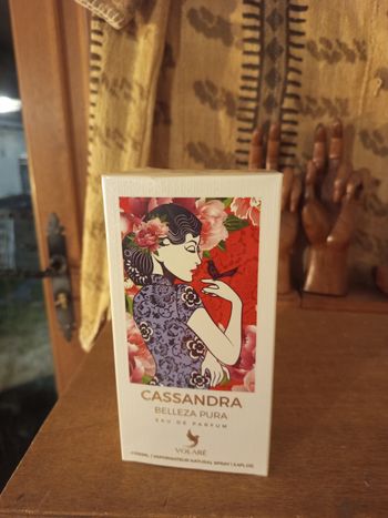 Parfum Cassandra belleza pura b'y volaré 