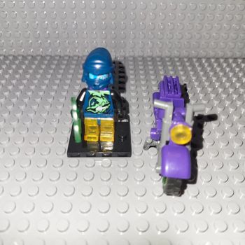 Minifigure  / Figurine - Jay avec moto - Ninjago