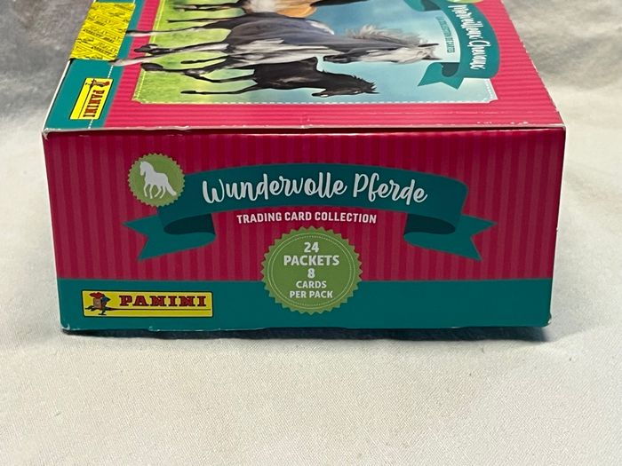 Box + 1 sachet panini Cartes à collectionner Merveilleux Chevaux neuve - photo numéro 7