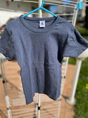T shirt bleu petit bateau taille 8 ans