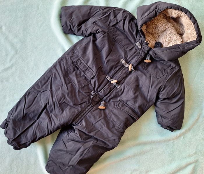 Combinaison hiver taille 18 mois