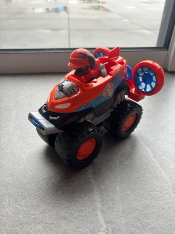 Pat Patrouille Véhicule Figurine Zuma Rescue Wheels Voiture Tout-Terrain avec 2 Projectiles