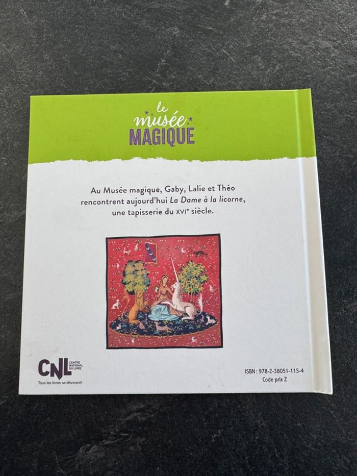 Livre Mc do « la dame à la licorne » - photo numéro 2