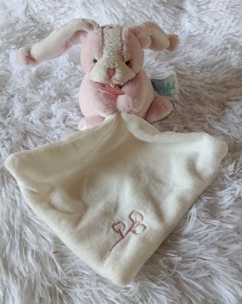 Doudou peluche lapin rose et blanc avec mouchoir blanc -fleur de coton - Baby Nat