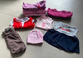 Lot 12 pièces 1 mois état impeccable