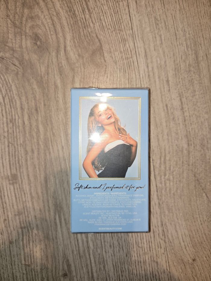 Parfum neuf sabrina carpenter - photo numéro 2