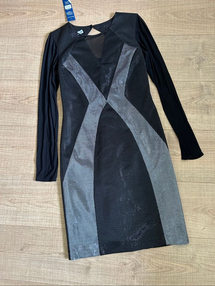 Robe noire et argentée neuve à manches longues De Facto taille 36 - photo numéro 7