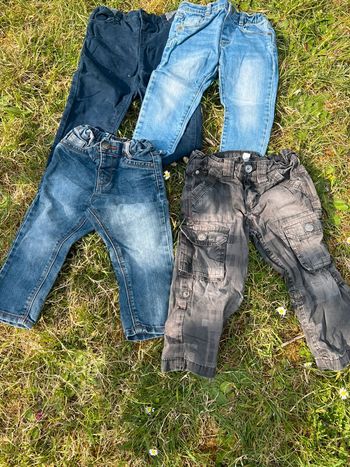 Lot pantalon 24 mois