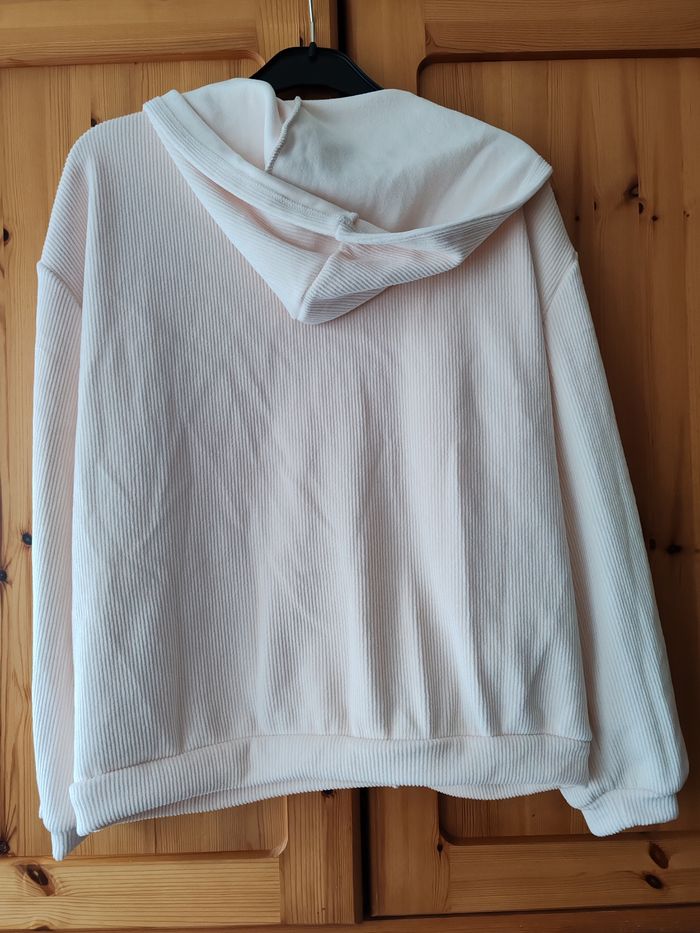 Gilet velours a capuche - photo numéro 2