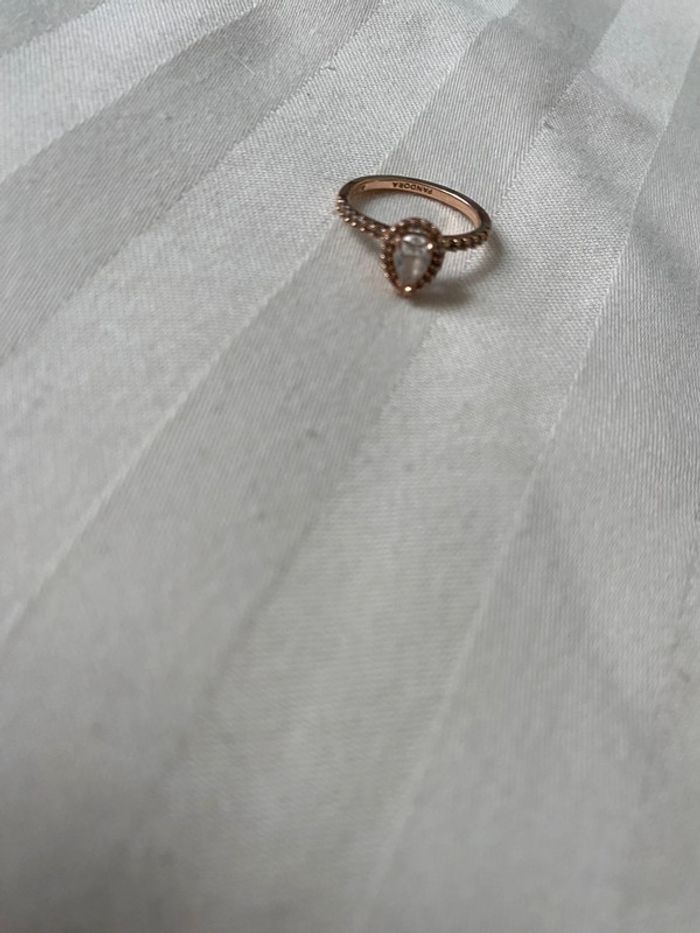 Bague Pandora Timeless Halo Poire Scintillant – Plaqué or rose – Taille 52 - photo numéro 2