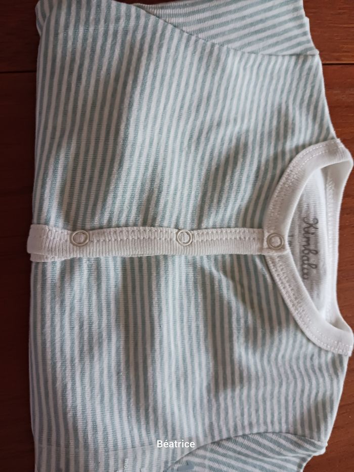 Pyjama neuf  1 mois