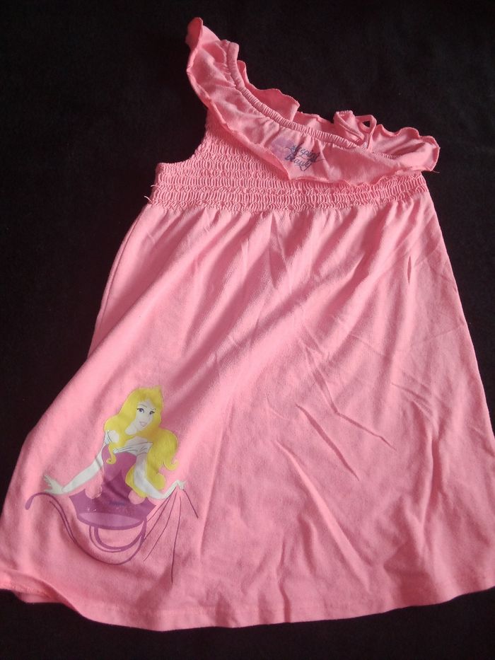 Robe - photo numéro 3