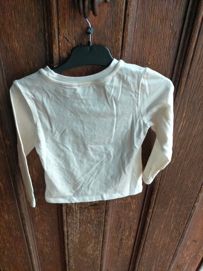 Ravissant tee shirt Karl Lagerfeld 2 ans - photo numéro 5