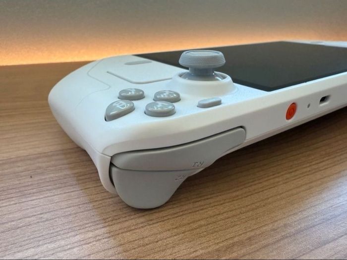 Steam Deck OLED Édition Limitée Blanche - 1 To - photo numéro 4