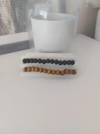 Bracelets en perles de bois homme