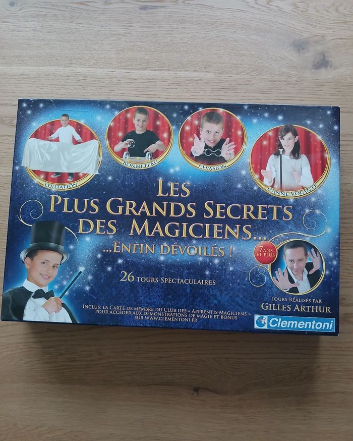 Les plus grands secrets des magiciens
Clementoni