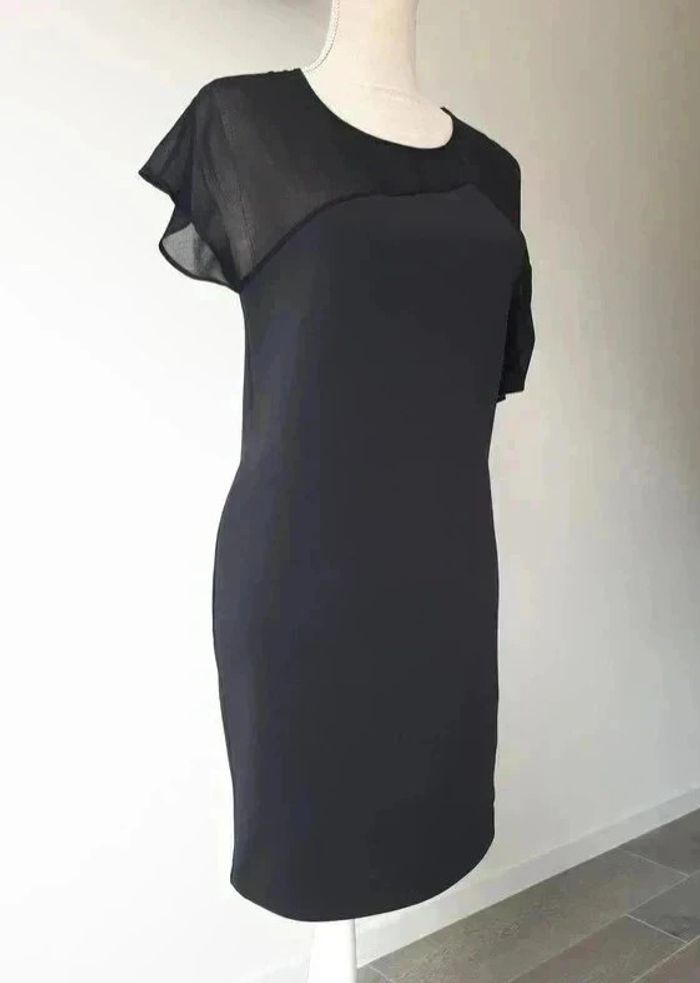40 € Robe Cop Copine taille 36