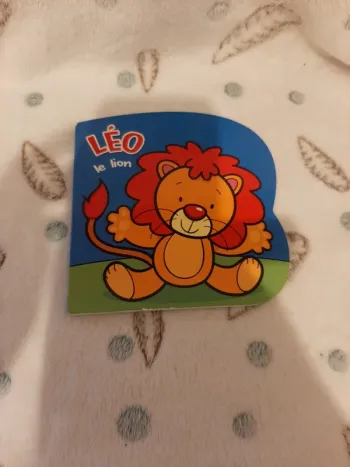 Livre Léo le lion neuf