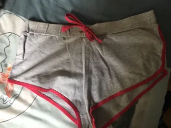 Short gris et rose fushia