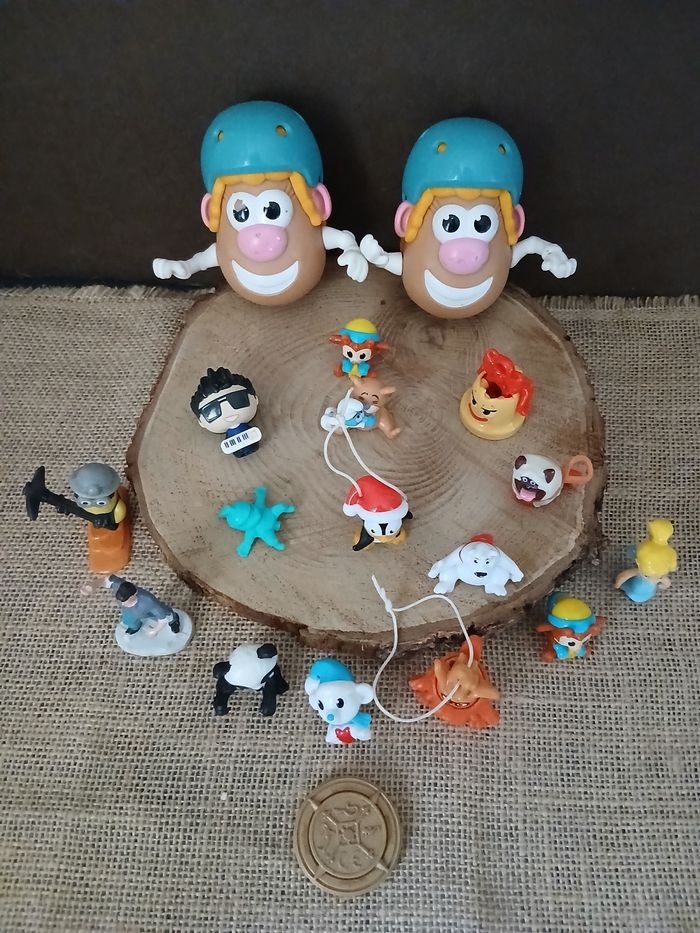 Lot de 18 jouets figurines