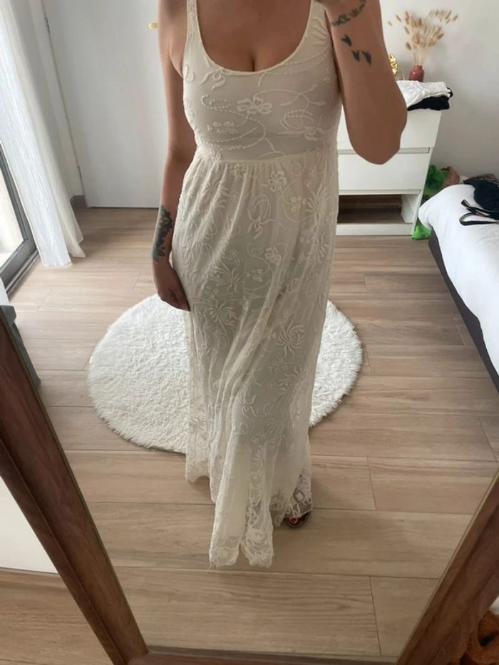 Robe longue dentelle Zara - photo numéro 2