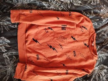 Sweat orange
