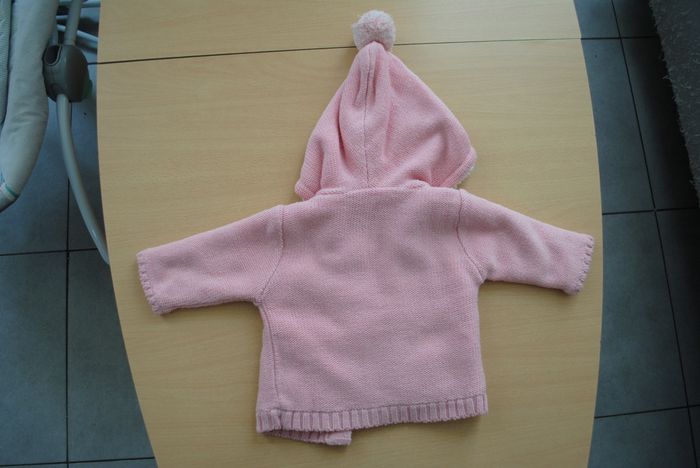 Veste fille 3 mois - photo numéro 3