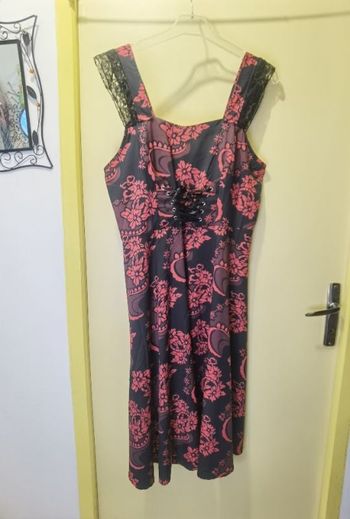 Robe L/XL lien poitrine