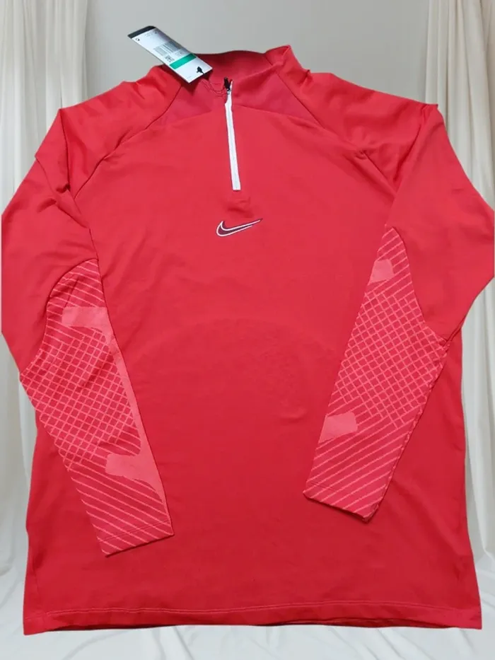 Haut nike manches longues rouge -T.XL- - photo numéro 2
