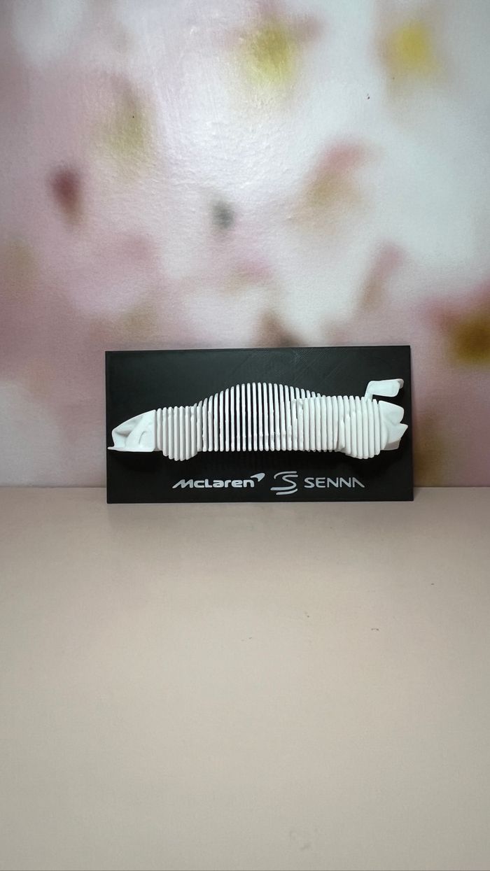 Sculpture en couches McLaren senna - photo numéro 2