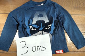 Lot n° 497 T-shirt manches longues Captain America Marvel 36 mois