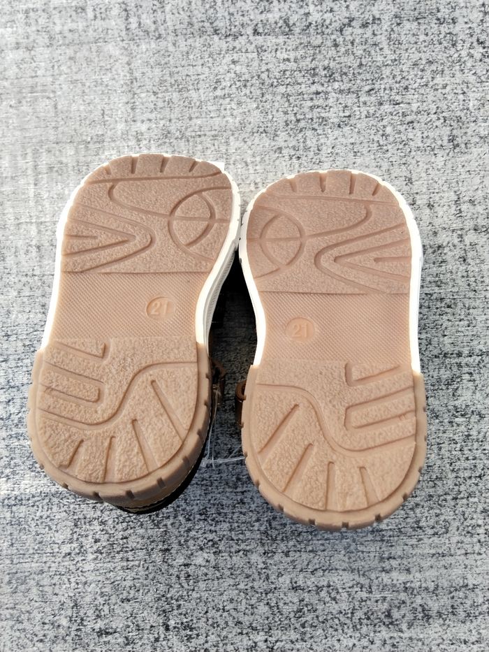Sandales taille 21 - photo numéro 3