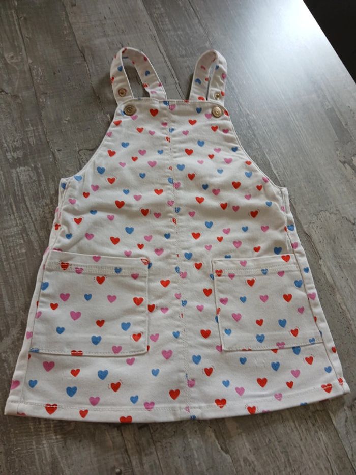 Robe à coeurs salopette