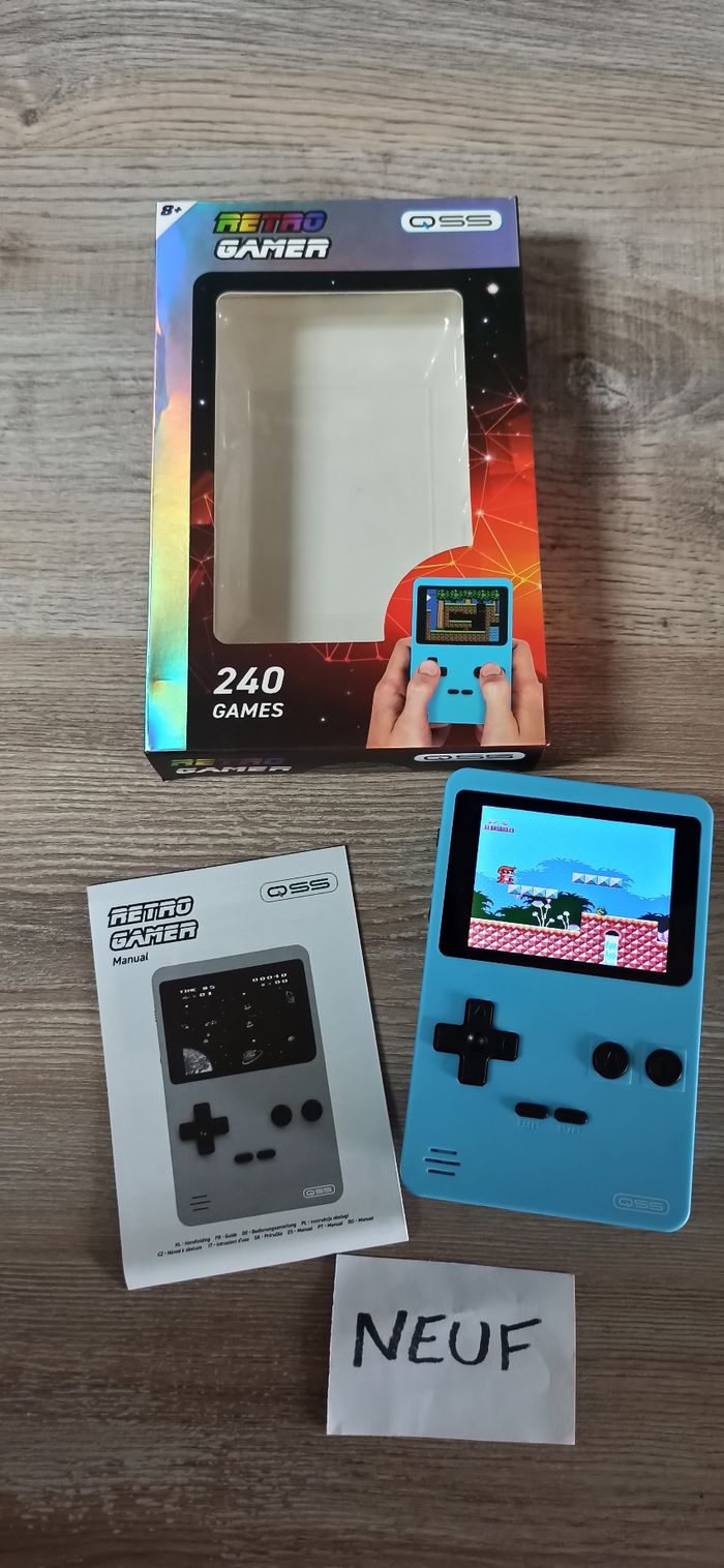 Console de jeux enfants bleue