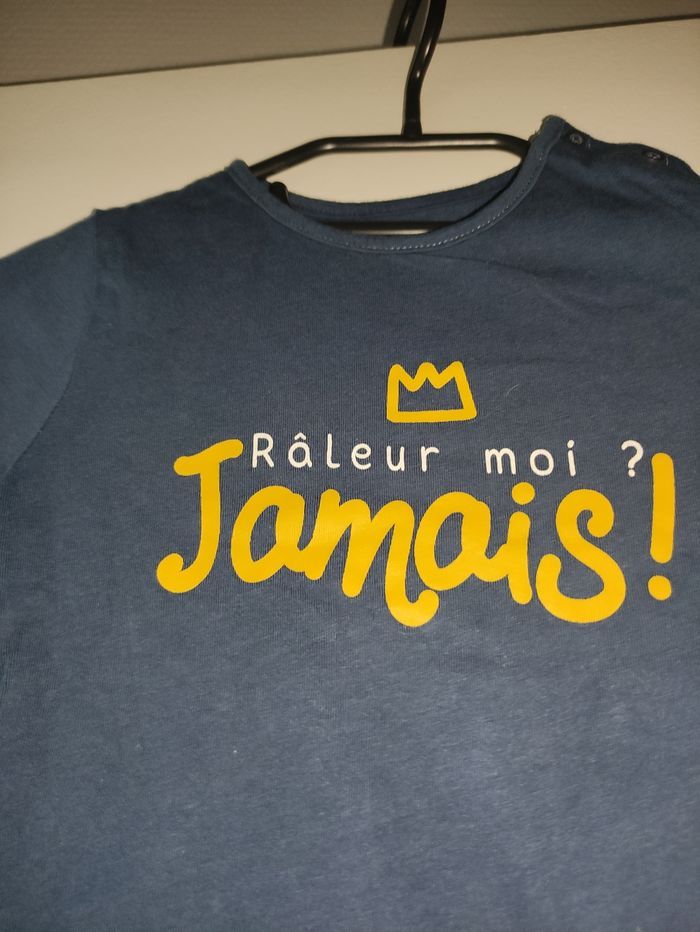 Tee shirt Kiabi taille 24 mois moi râleur jamais - photo numéro 2