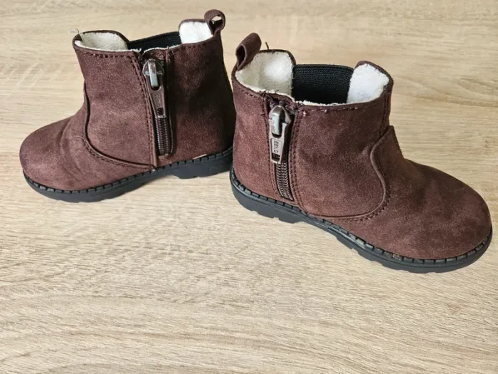 Petites bottes taille 20/21 H&M - photo numéro 2