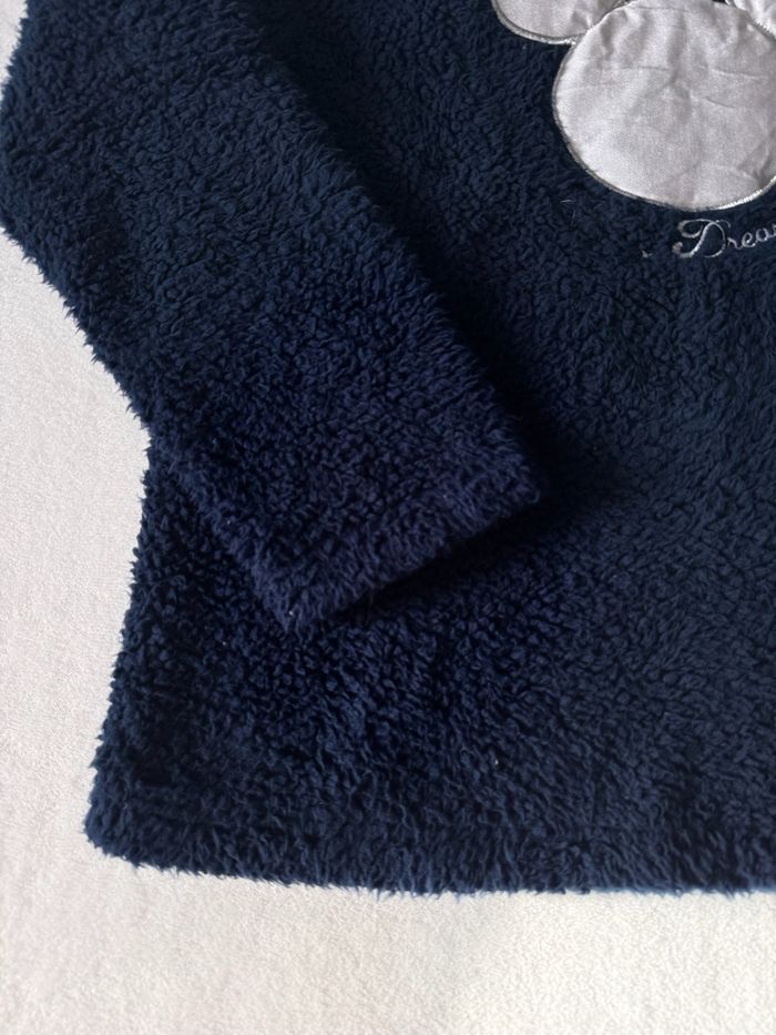Sweat / pull de nuit Disney Mickey bleu marine – Taille L enfant – matière douce moumoute - photo numéro 3