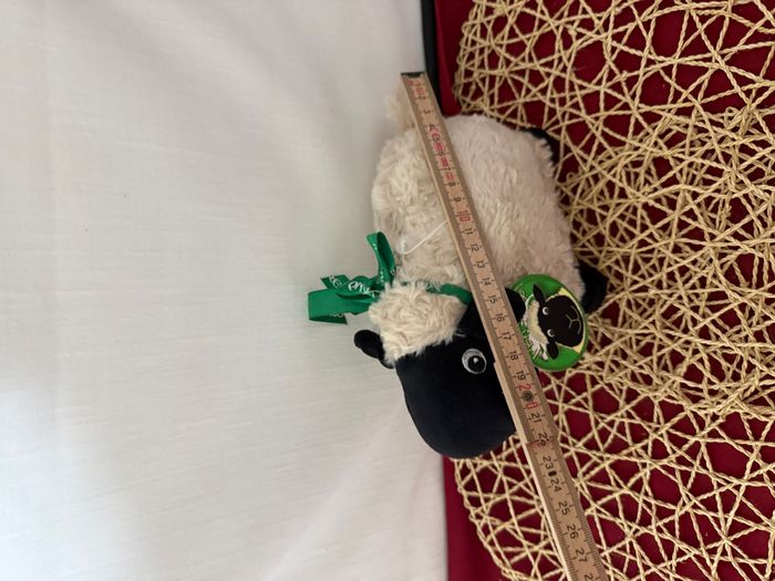 Peluche mouton noir Dublin Gift avec ruban - photo numéro 5