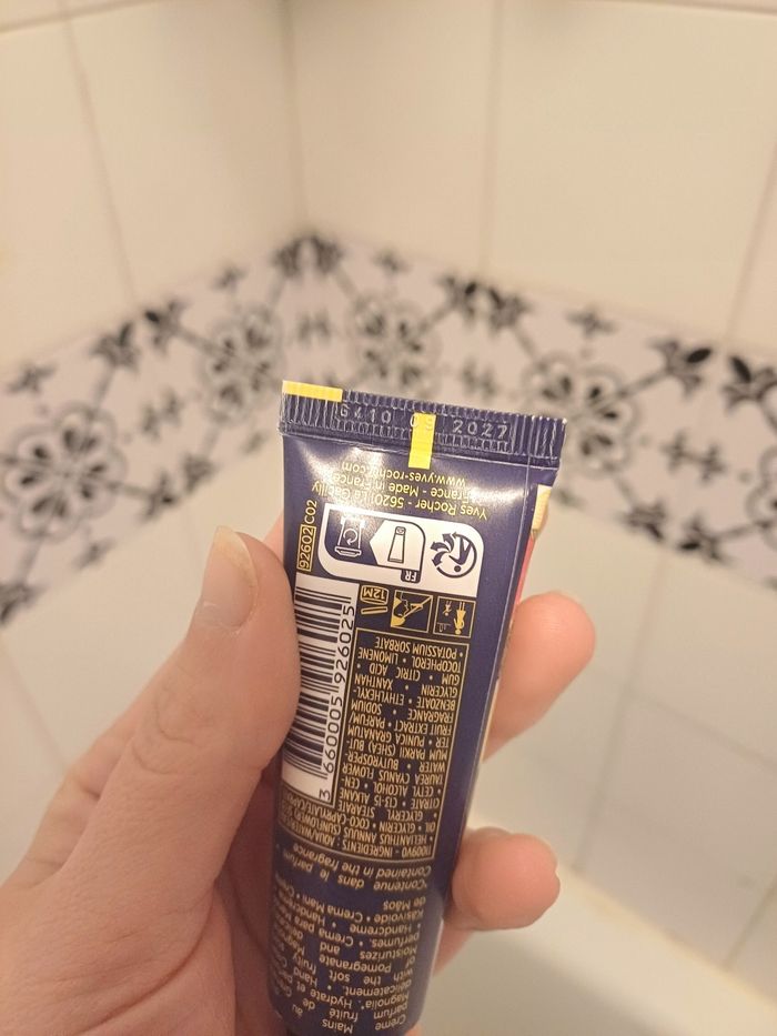 Lot de deux crème pour les mains, Infusion d'épices et Grenade magnolia, 30ml Yves Rocher - photo numéro 4