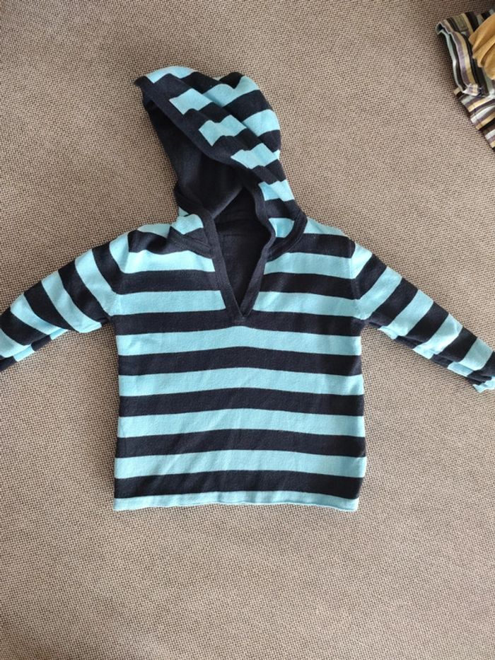 Pull capuche réversible 12 mois - photo numéro 4