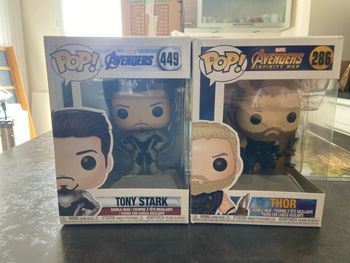 Lot de 2 figurines Pop Avengers