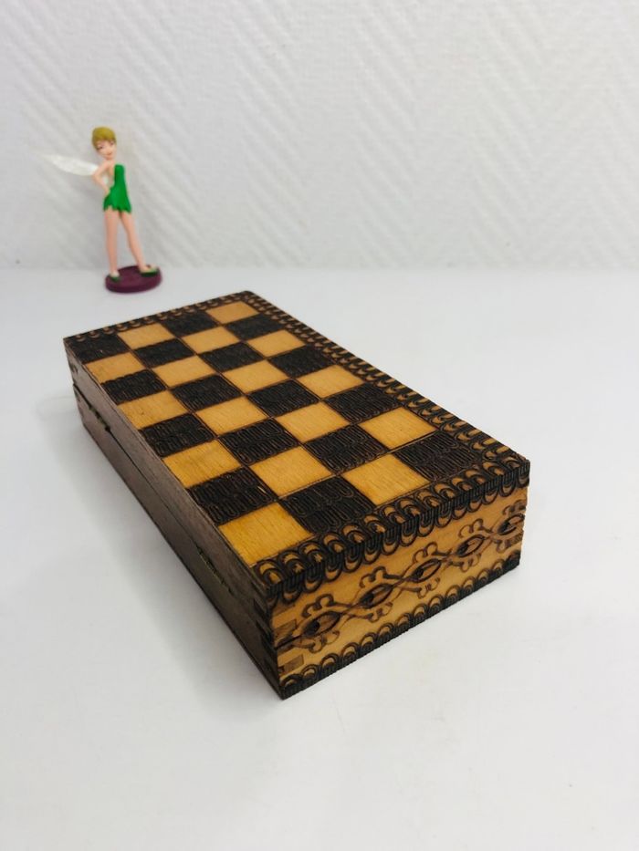 Échiquier pliable de voyage en bois (sans les pions) - photo numéro 7