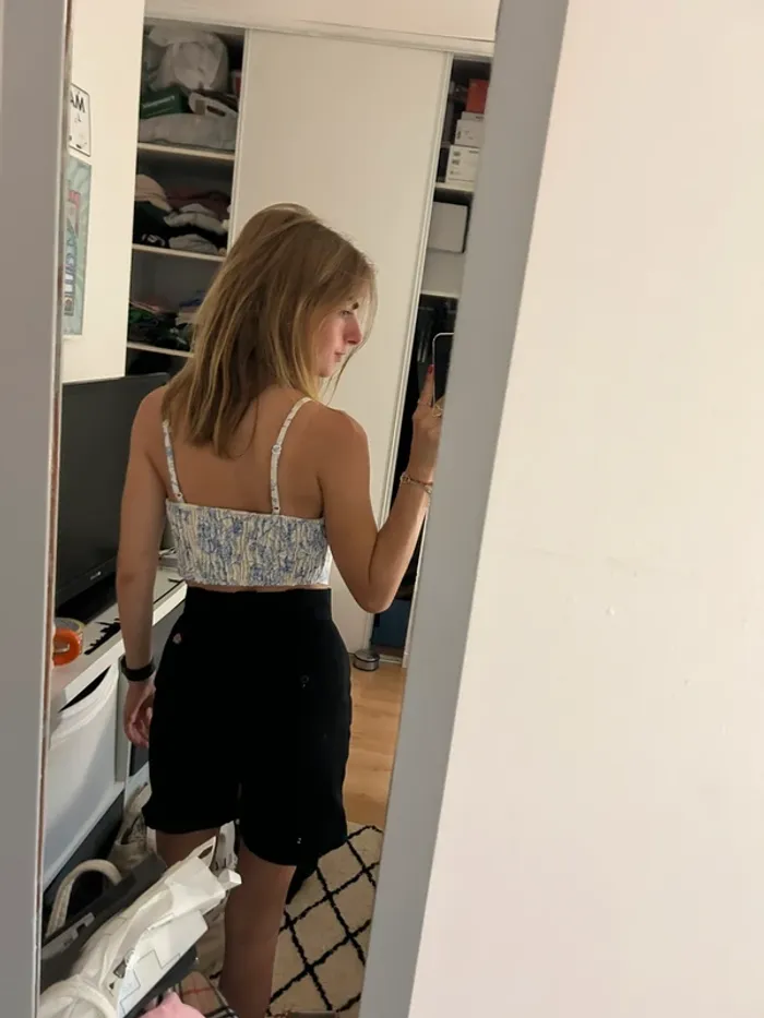 Top blanc et bleu Shein - photo numéro 2