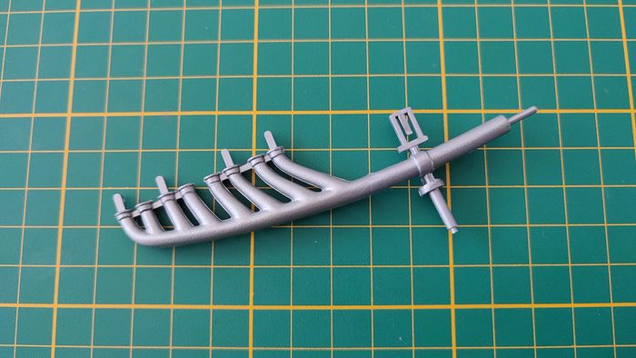 Echappement moteur pièce détachée miniature burago bugatti type 59 1934 1/18 #B57 - photo numéro 2