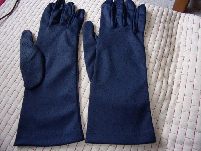 Très belle paire de gants - marine