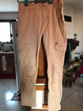 Pantalon cargo taille 40