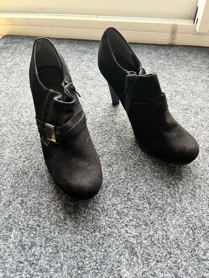 Bottines noires - photo numéro 2