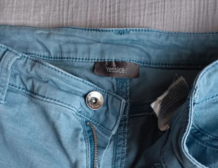 Pantalon Jessica taille L en très bon état - photo numéro 2